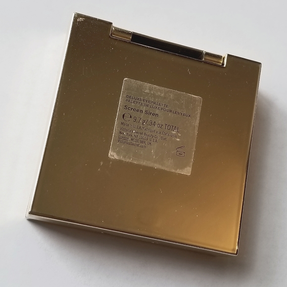 ❗Vintage Victoria's Secret Barbie Pink and Gold Compact Mirror Palette❗ - Picture 6 of 6